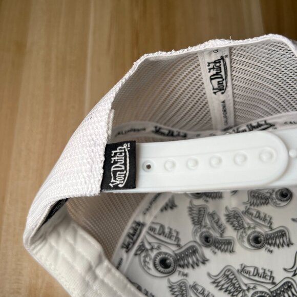 Von Dutch Trucker Hat White Embroidered Logo Patch Snapback Mesh Authentic Cap - Picture 7 of 7